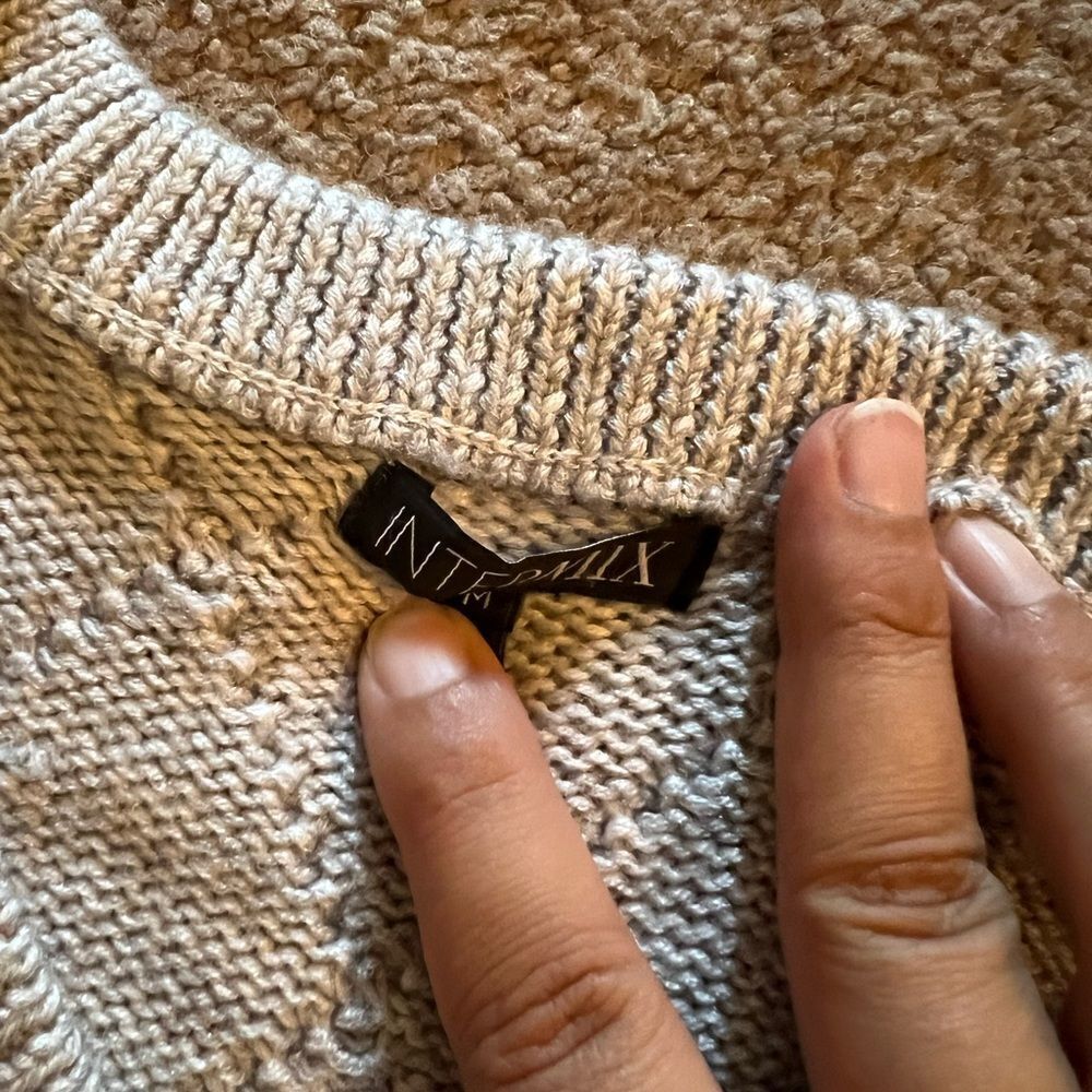 Intermix medium sweater - Picture 5 of 7